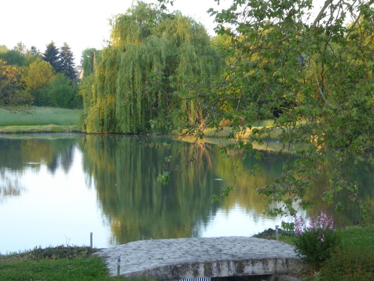 Moulin Du Fief Gentil Bed and Breakfast Blere Εξωτερικό φωτογραφία